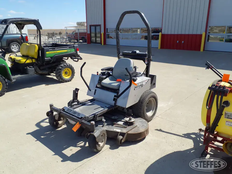 Dixie Chopper Magnum 2460 Zero Turn Mower