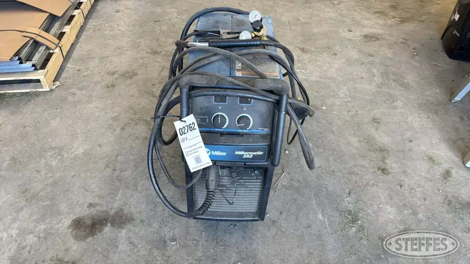 Miller Millermatic 252 Welding