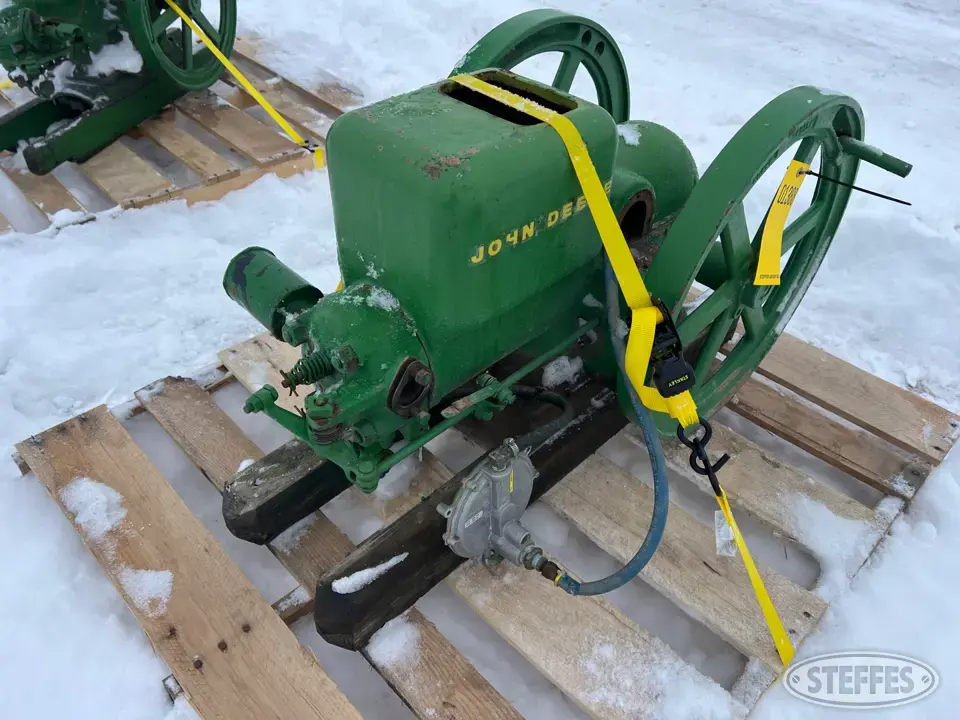 John Deere Stationary Engine