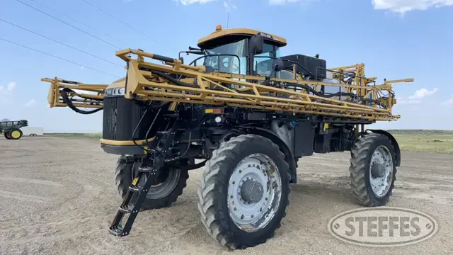 2012 RoGator RG1100