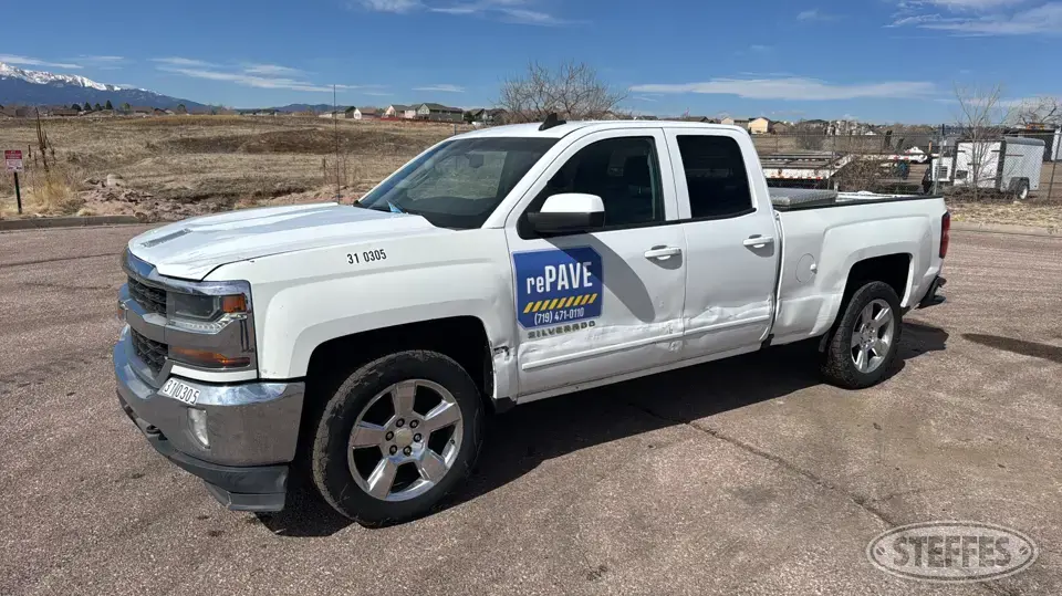 2016 Chevrolet Silverado 1500 LT Half Ton Pickup