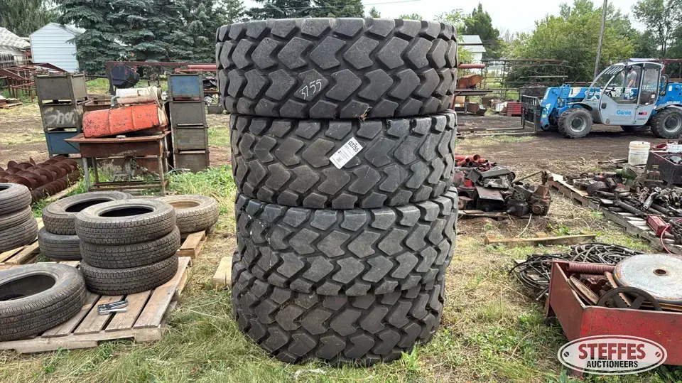 (4) Titan MXL 20.5R25 tires Construction Equipment Tire