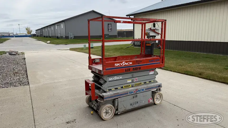 2003 Skyjack SJ111 3219 Scissor Lift