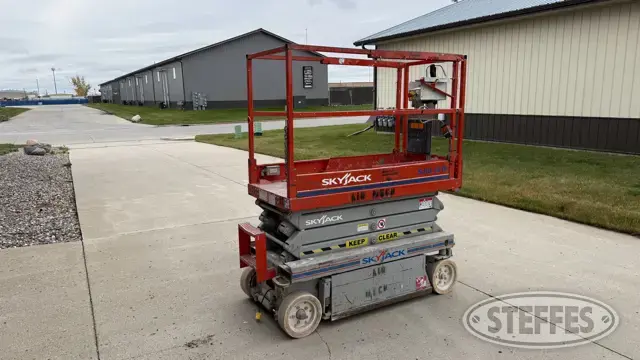2003 Skyjack SJ111 3219