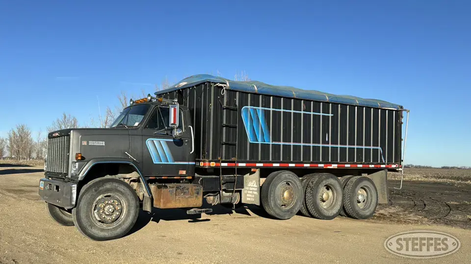 1982 GMC Brigadier Tri-Axle Boxed Truck