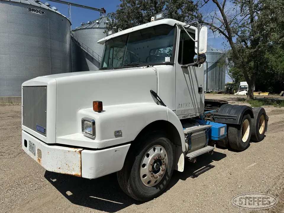 1993 Volvo WG64T Conventional Truck without Sleeper