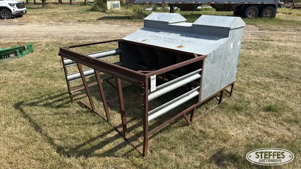 Pride of the Farm F-30B-1 Calf Booster Feeders and Bunk