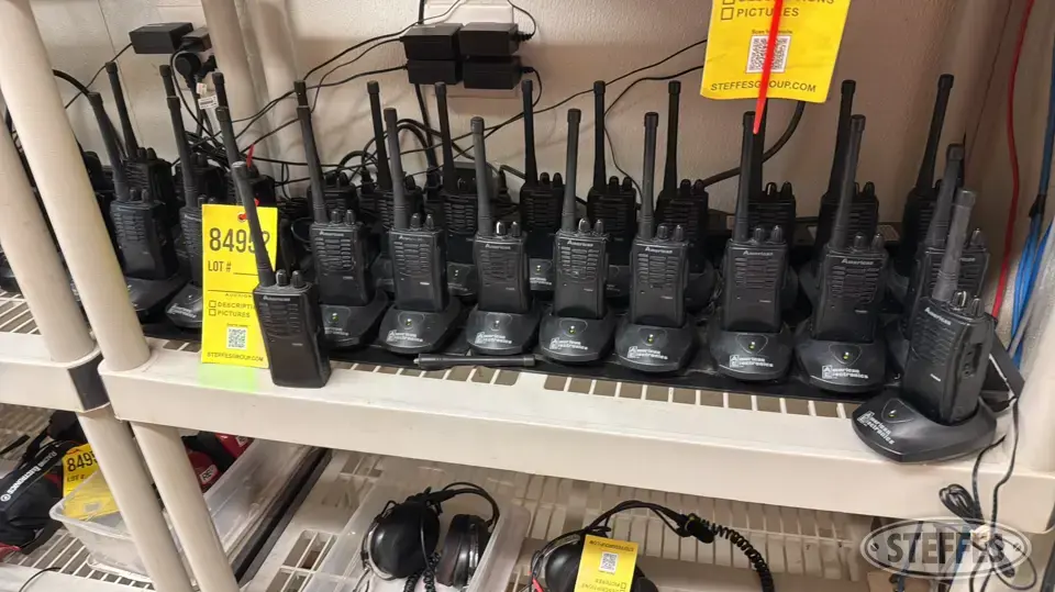 American Electronics Business Band Radio