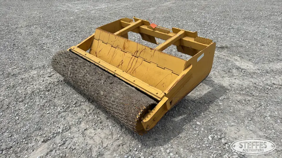 Skid steer box blade Skid Steer Blade