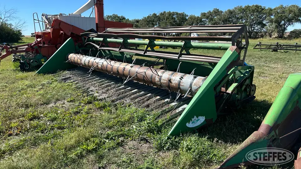 John Deere 224 Sunflower Head