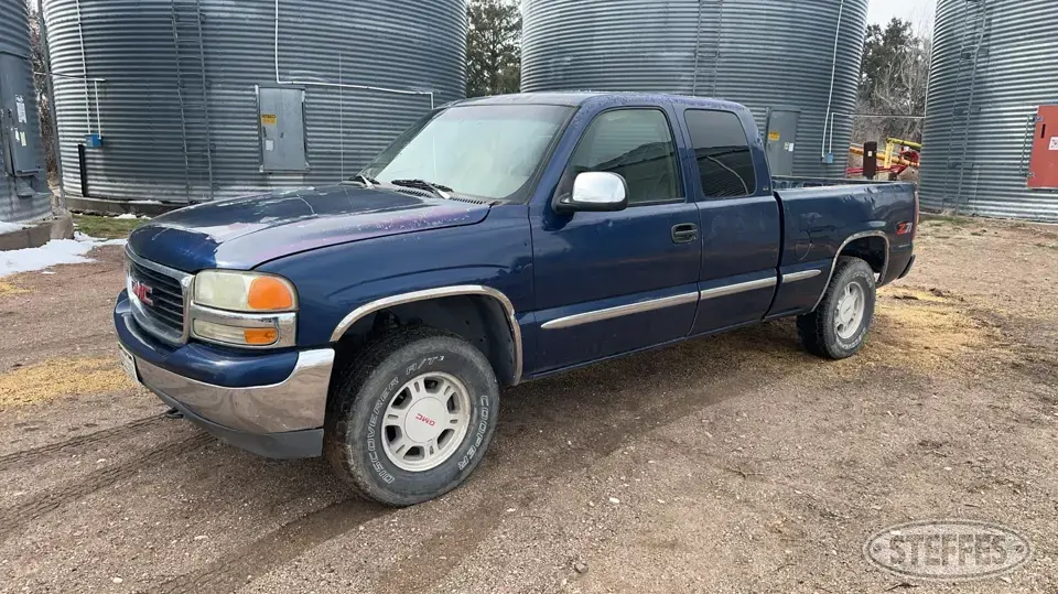 1999 GMC 1500 Half Ton Pickup