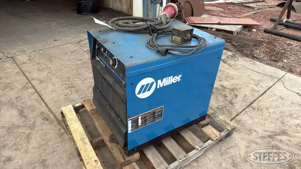 Miller Gold Star 302 Welding