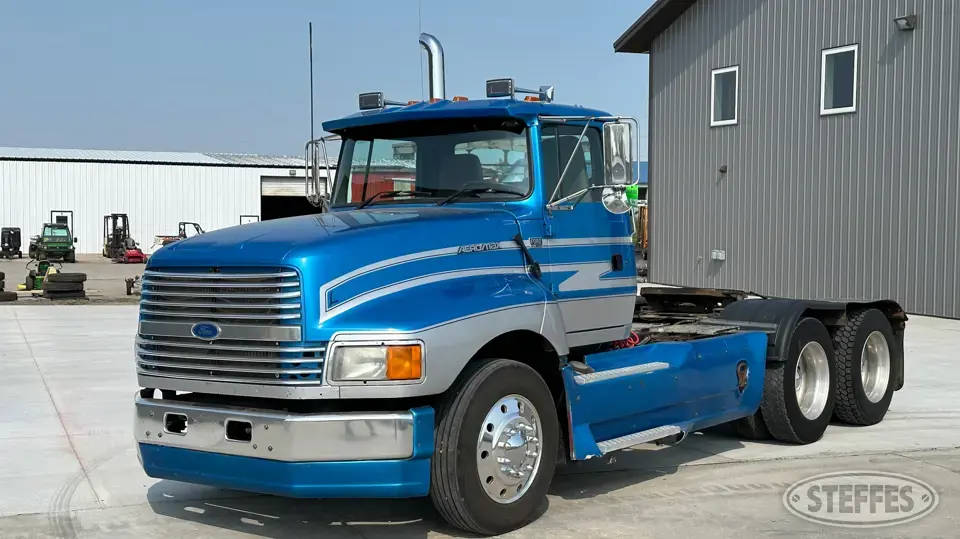 1993 Ford LTA9000 Conventional Truck without Sleeper