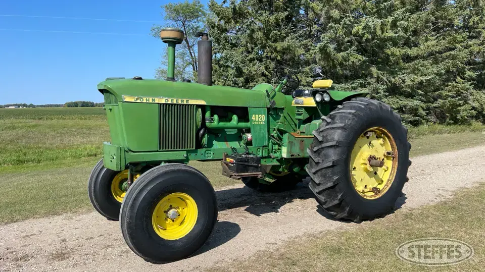 1964 John Deere 4020 2WD Tractor