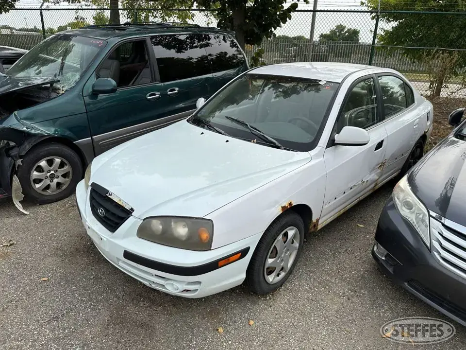 2004 Hyundai Elantra GT Car