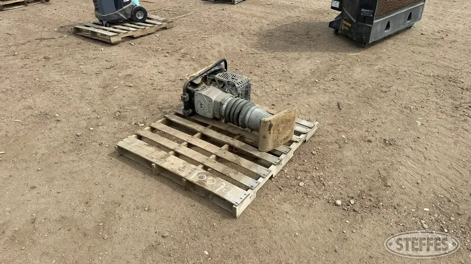 Wacker Neuson BS70-4 Construction Support Item