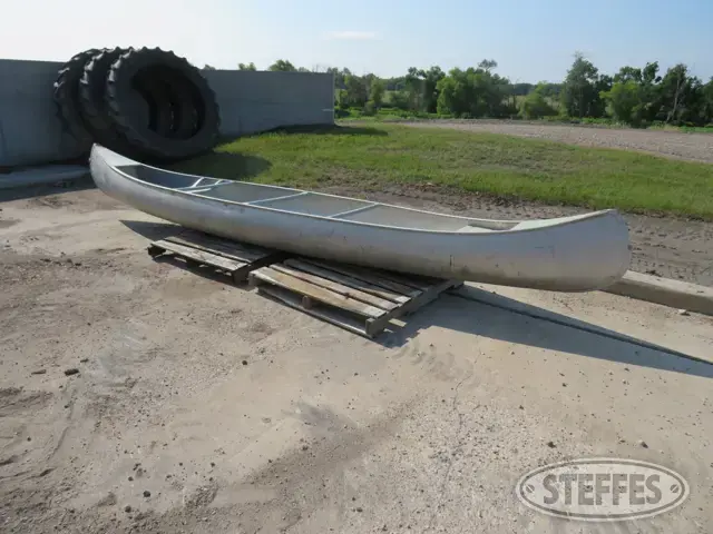Grumman aluminum canoe