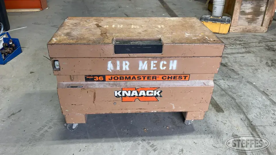 Knaack 36 gang box Storage and Bench