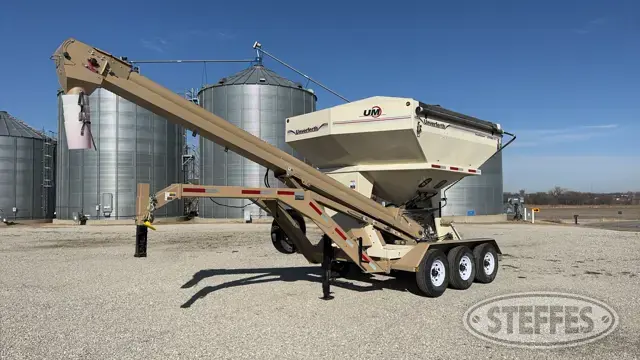 2013 Unverferth Seed Runner 3750XL