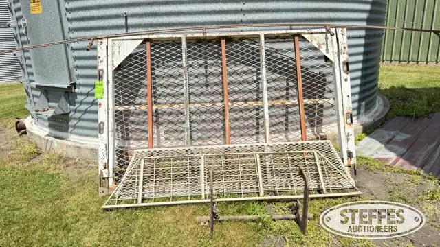 Truck sugarbeet equipment