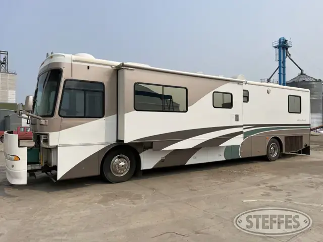 2000 Alpine Coach