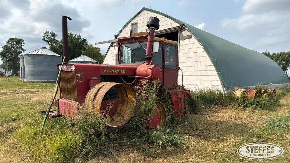 1974 Versatile 850 4WD Tractor