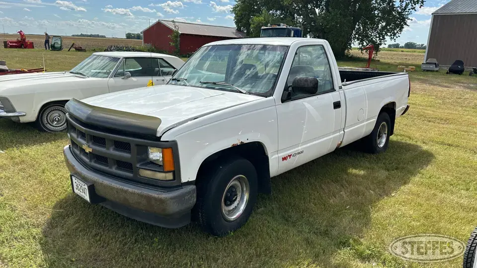 1992 Chevrolet Cheyenne 1500 W/T Half Ton Pickup