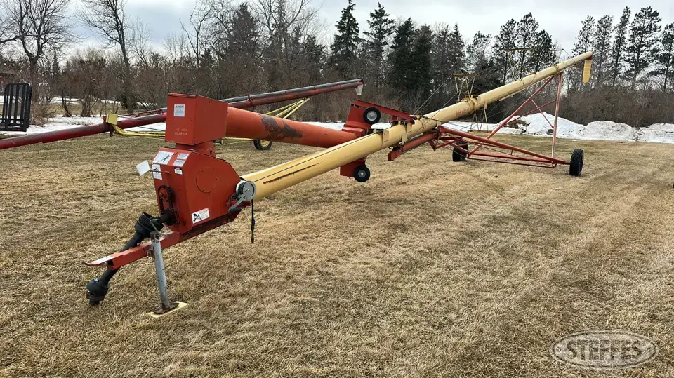 Westfield MK100-71 Swing Hopper Auger