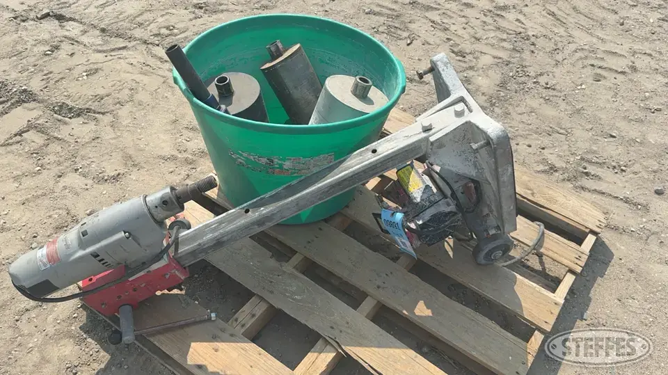 Milwaukee Dymodrill Power Tool