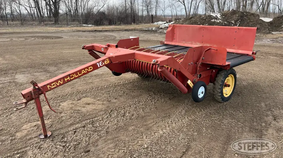 New Holland 166 Self-Propelled Windrower