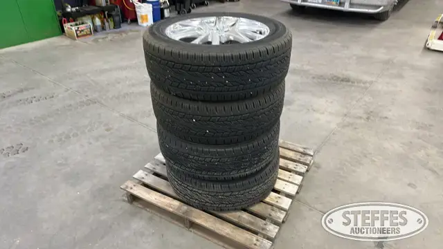 (4) Continental Eco Plus 255/55R20 tires