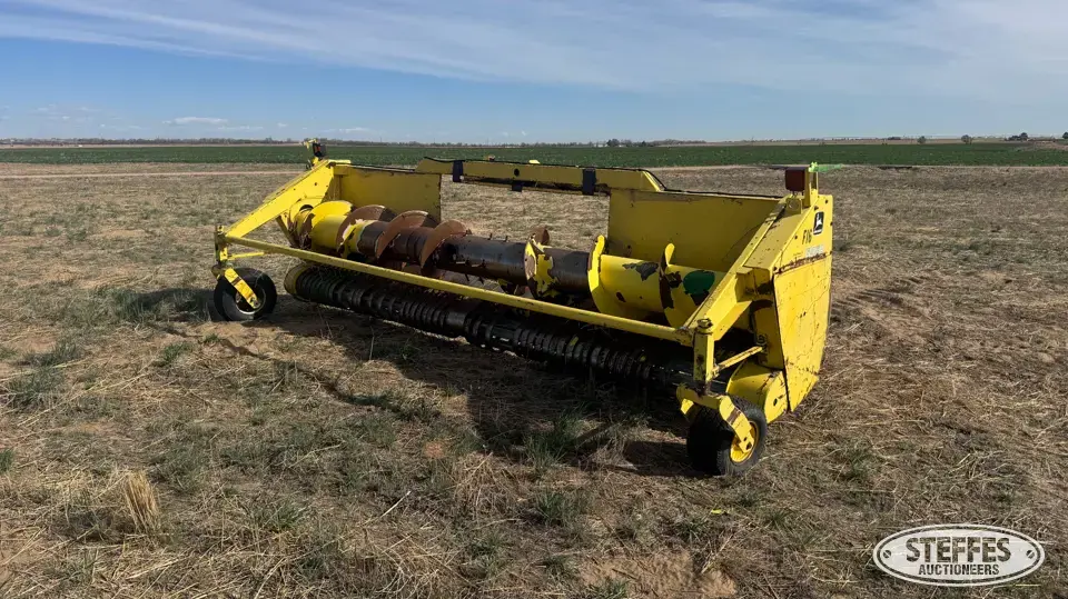 John Deere 645A Forage Harvester Head