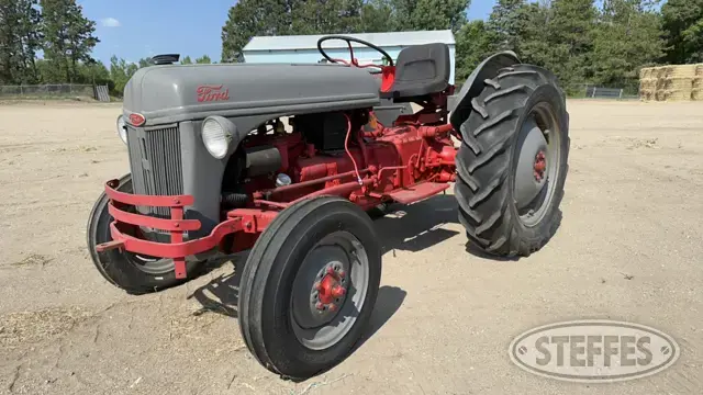 Ford 8N