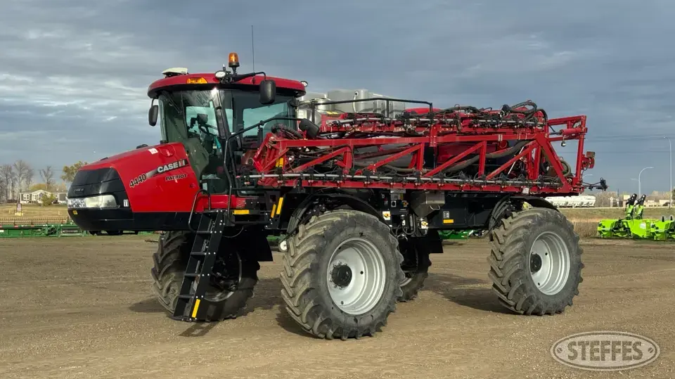 2021 Case IH Patriot 4440 Self-Propelled Sprayer