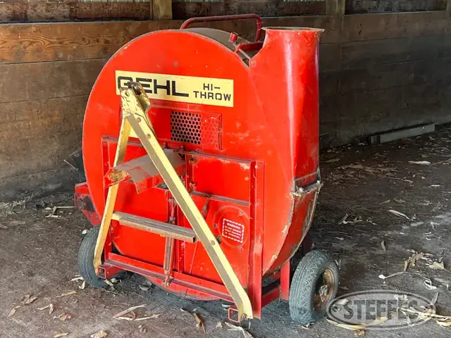 Gehl Hi-Throw FB88