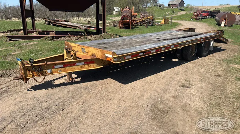 1990 Trail King Flatbed Trailer