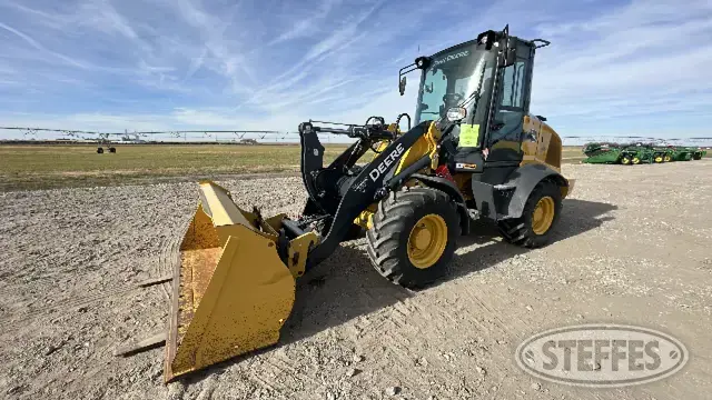 2021 John Deere 324L