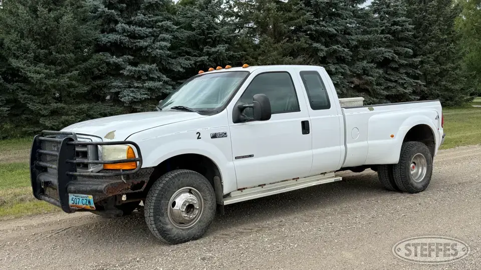 2001 Ford F-350 XLT 1 Ton Pickup