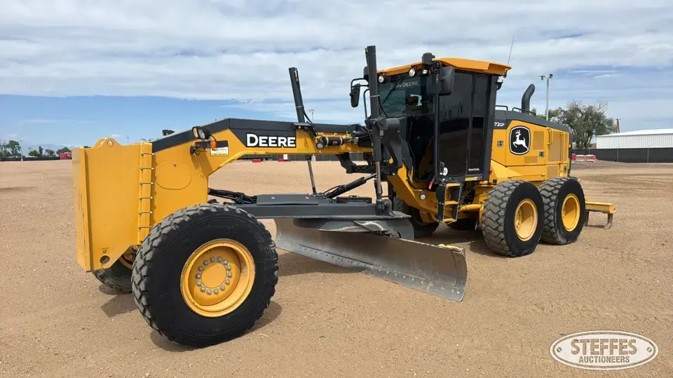 2021 Deere 872GP AWD Motor Grader