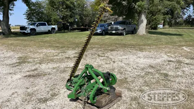 John Deere 350