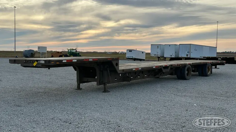 2000 Transcraft Step Deck Trailer
