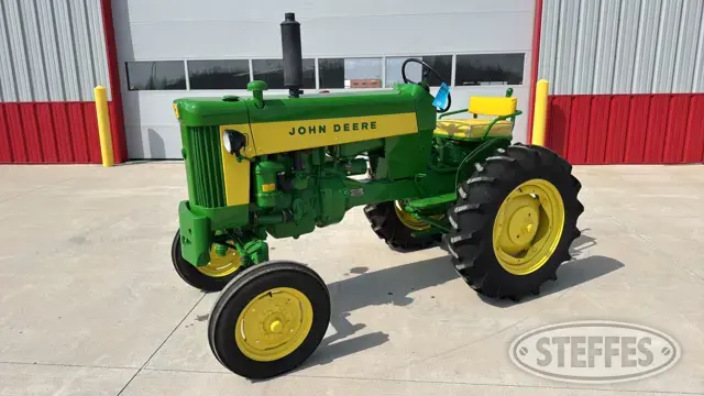 1959 John Deere 330 S