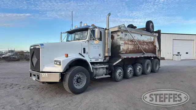2006 Freightliner FLD120