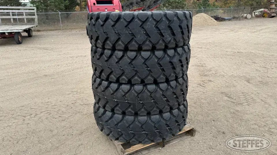 (4) Beaver 17.5-25 Tires Tractor-Implement Tire