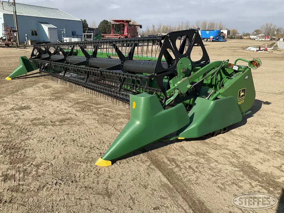1997 John Deere 925F Flex Head