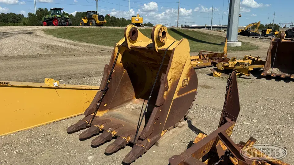 CAT 345C TB Linkage Excavator Attachment