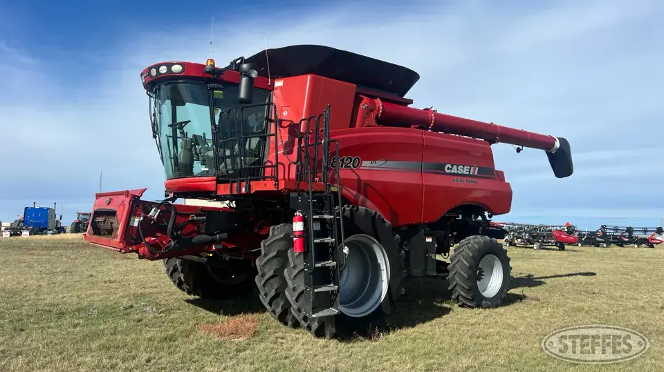 2011 Case IH 8120 Combine