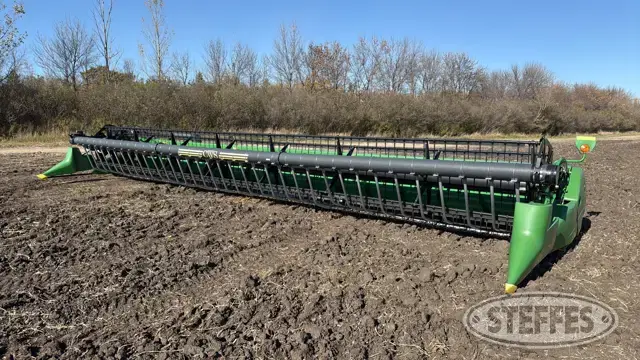 2016 John Deere 635F