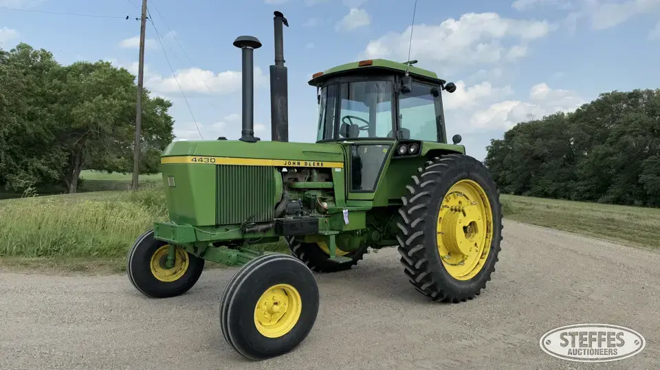 1975 John Deere 4430 2WD Tractor
