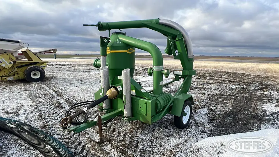 2004 Walinga Agri-Vac 7614 Pneumatic Grain Equipment